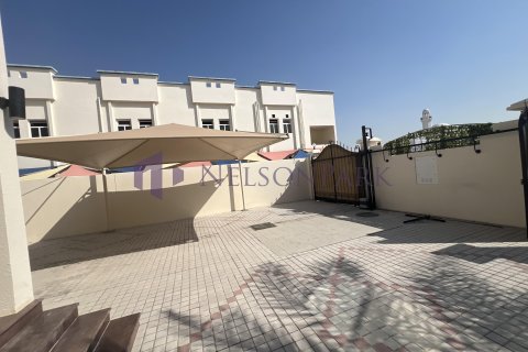 Villa de 5 dormitorios en Doha, Qatar No. 61006 7