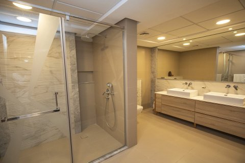 Квартира с 2 спальнями в Hidd Heights, Манама, Бахрейн №61419 4