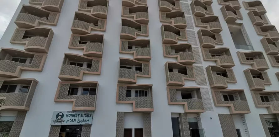 1 bedroom Apartment in As Sib, Oman No. 104851