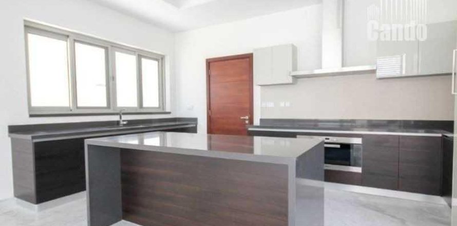 Вилла с 4 спальнями в District One, ОАЭ №83217