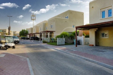 3 bedrooms Villa in Al Reef, UAE No. 13139