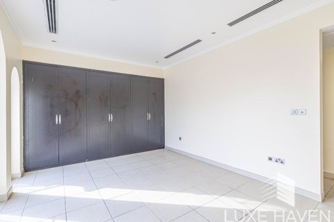 3 bedrooms Villa in Legacy, UAE No. 9443 11