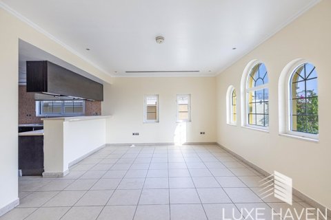 3 bedrooms Villa in Legacy, UAE No. 9443 17