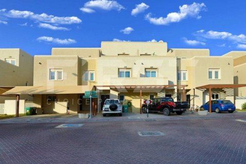4 bedrooms Villa in Al Reef, UAE No. 12335