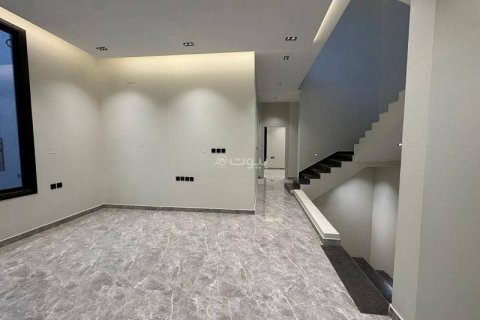 Villa de 4 chambres à Riyadh, Saudi Arabia No. 62784 22