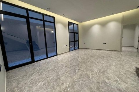 Villa de 4 chambres à Riyadh, Saudi Arabia No. 62784 14