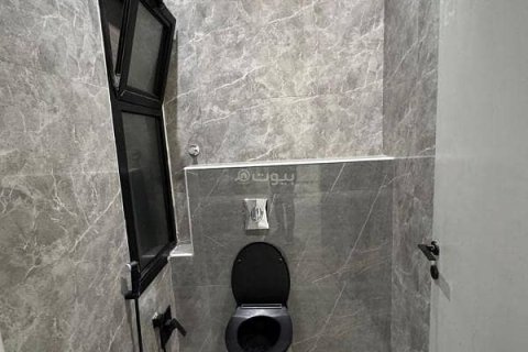 Villa de 4 chambres à Riyadh, Saudi Arabia No. 62784 12