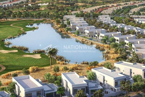 4 bedrooms Villa in Abu Dhabi, UAE No. 99193 11