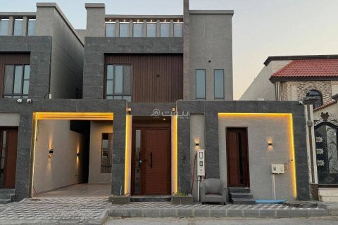 6 bedrooms Villa in Khobar, Saudi Arabia No. 60392