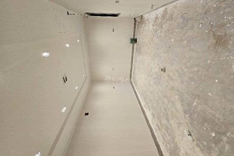 6 bedrooms Villa in Riyadh, Saudi Arabia No. 60395 8