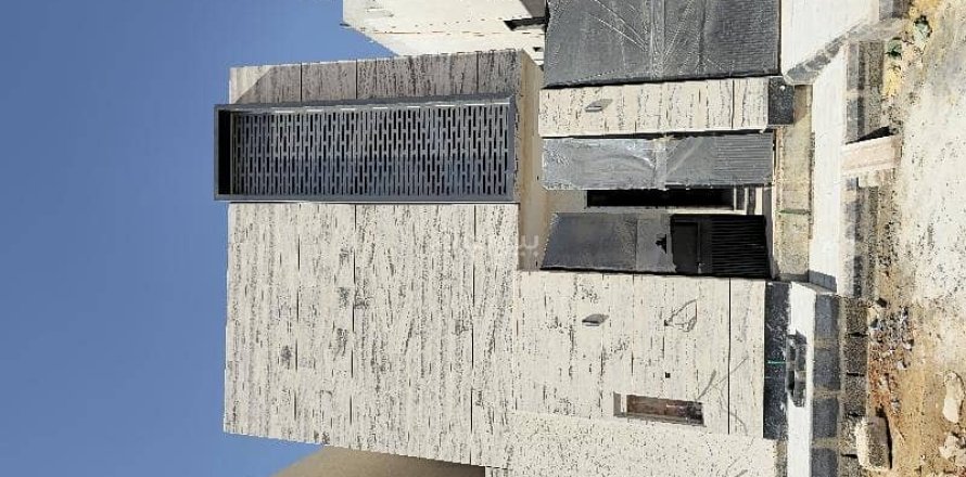 6 bedrooms Villa in Riyadh, Saudi Arabia No. 60395