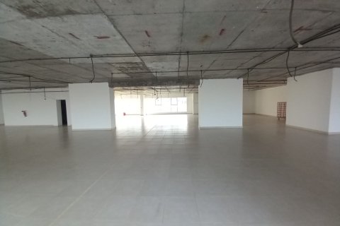 Commercial property de 6000m² à Muscat, Oman No. 54700 4