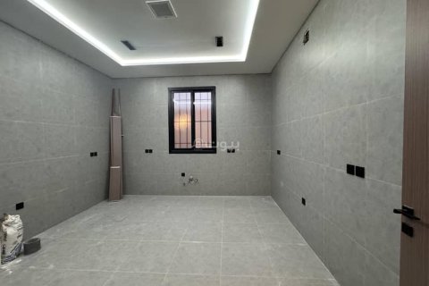 5 bedrooms Villa in Riyadh, Saudi Arabia No. 59897 19