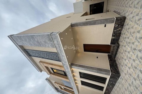 5 bedrooms Villa in Riyadh, Saudi Arabia No. 59897 7