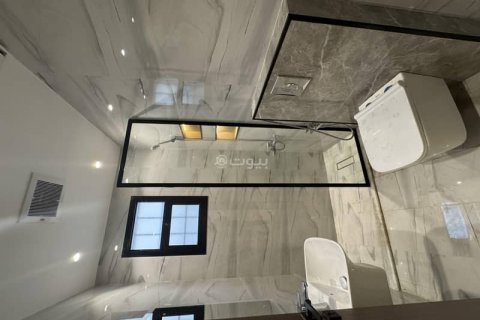 5 bedrooms Villa in Riyadh, Saudi Arabia No. 59897 25