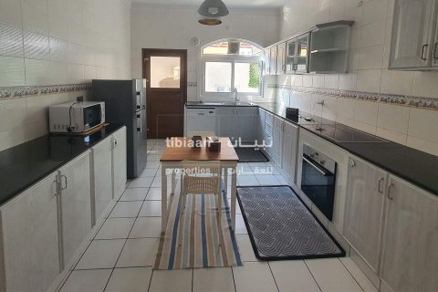 Villa Gemela de 5 dormitorios en As Sib, Oman No. 53730 5