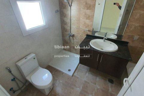 Villa de 5 dormitorios en As Sib, Oman No. 53732 8