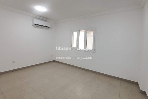 Apartment de 2 dormitorios en Muscat, Oman No. 53728 5