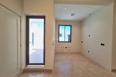 3 bedrooms Apartment in Riyadh, Saudi Arabia No. 99459 7