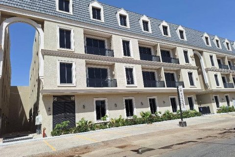 3 bedrooms Apartment in Riyadh, Saudi Arabia No. 99459