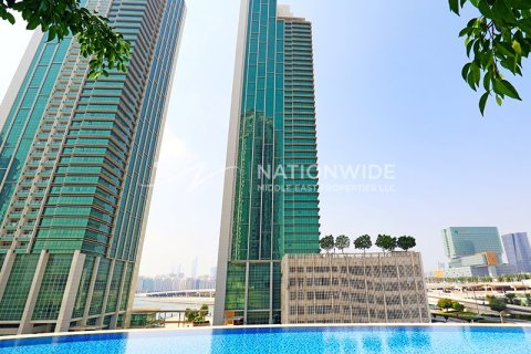 Apartment de 2 dormitorios en Abu Dhabi, UAE No. 105042