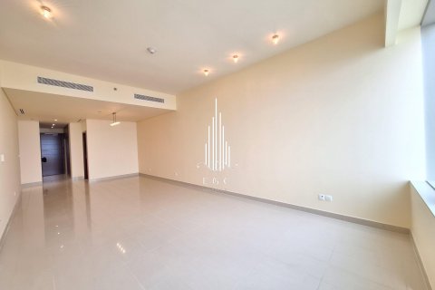 Apartment de 4 dormitorios en Corniche Road, UAE No. 36643 4