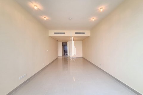 Apartment de 4 dormitorios en Corniche Road, UAE No. 36643 8