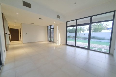 5 bedrooms Villa on the Yas Island, UAE No. 20263 3
