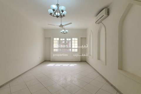 Villa de 500m² en As Sib, Oman No. 53856 5