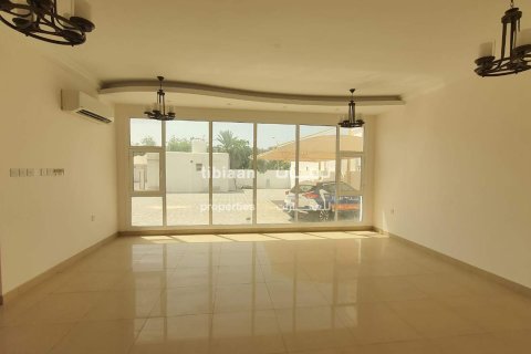 Villa de 6 dormitorios en Muscat, Oman No. 53854 6