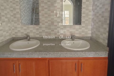 6 bedrooms Twin Villa in As Sib, Oman No. 53448 9