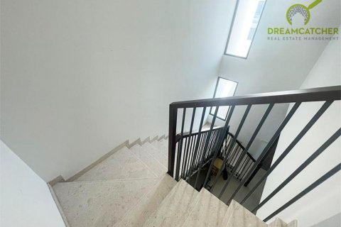 2 bedrooms Villa in Mina Al Arab, UAE No. 23589 11
