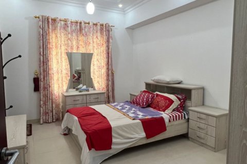 Villa Gemela de 5 dormitorios en Al Ansab, Oman No. 54834 9