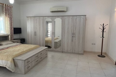 Villa Gemela de 5 dormitorios en Al Ansab, Oman No. 54834 7