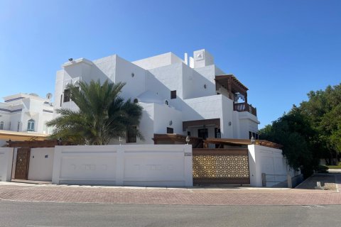 4 bedrooms Twin Villa in Muscat, Oman No. 54853