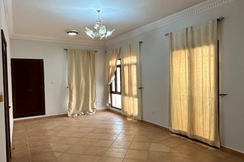 Villa Jumelée de 4 chambres à Muscat, Oman No. 54853 5