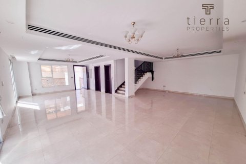 3 bedrooms Villa in Al Twar, UAE No. 19664