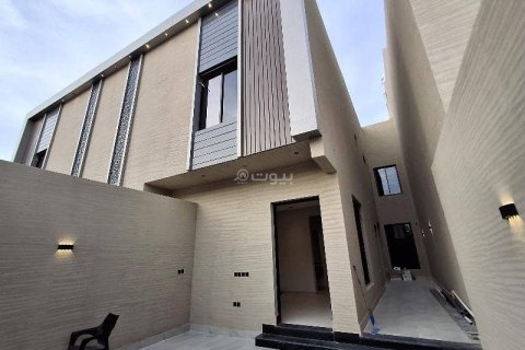 4 bedrooms Apartment in Riyadh, Saudi Arabia No. 60634