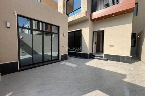 Villa de 5 chambres à Riyadh, Saudi Arabia No. 60200 9
