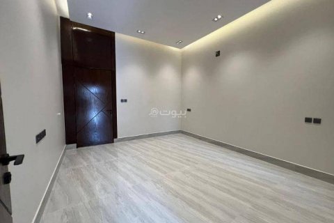 Villa de 5 chambres à Riyadh, Saudi Arabia No. 60200 14