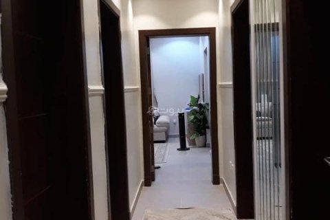 4 bedrooms Villa in Riyadh, Saudi Arabia No. 60205 9