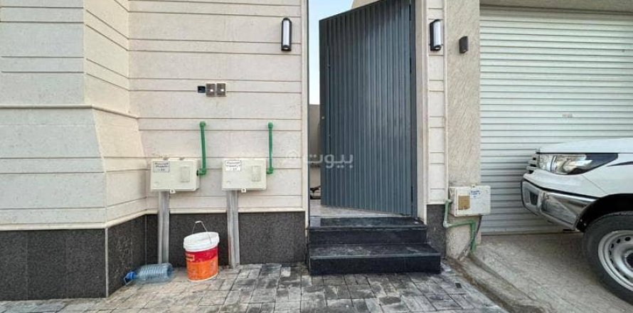Apartment de 5 dormitorios en Riyadh, Saudi Arabia No. 60201