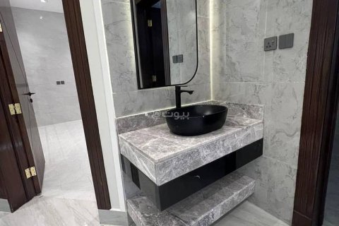 Villa de 5 chambres à Riyadh, Saudi Arabia No. 60204 16