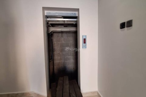 3 bedrooms Apartment in Riyadh, Saudi Arabia No. 60203 5