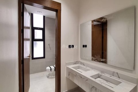 3 bedrooms Apartment in Riyadh, Saudi Arabia No. 60203 13