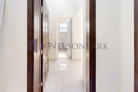 Villa de 7 dormitorios en Doha, Qatar No. 58058 12