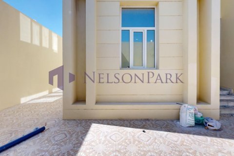 Villa de 7 dormitorios en Doha, Qatar No. 58058 6