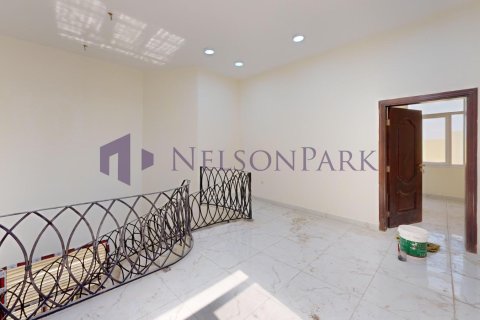 Villa de 7 dormitorios en Doha, Qatar No. 58058 15