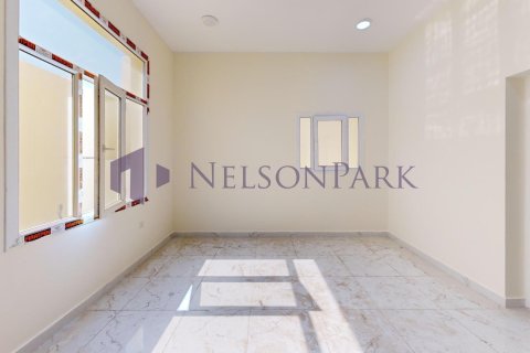 Villa de 7 dormitorios en Doha, Qatar No. 58058 16