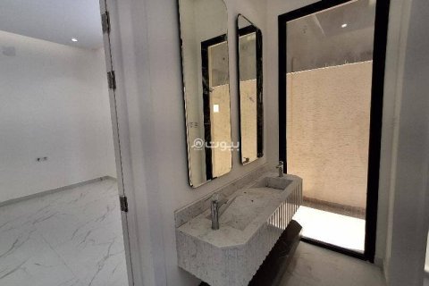 Villa de 6 dormitorios en Riyadh, Saudi Arabia No. 99638 20